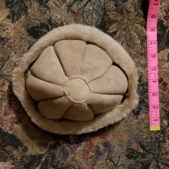 NWOT, new, soft, sheepskin shearling/suede hat, vintage 70s, S, XS, handmade - Picture 2 of 7
